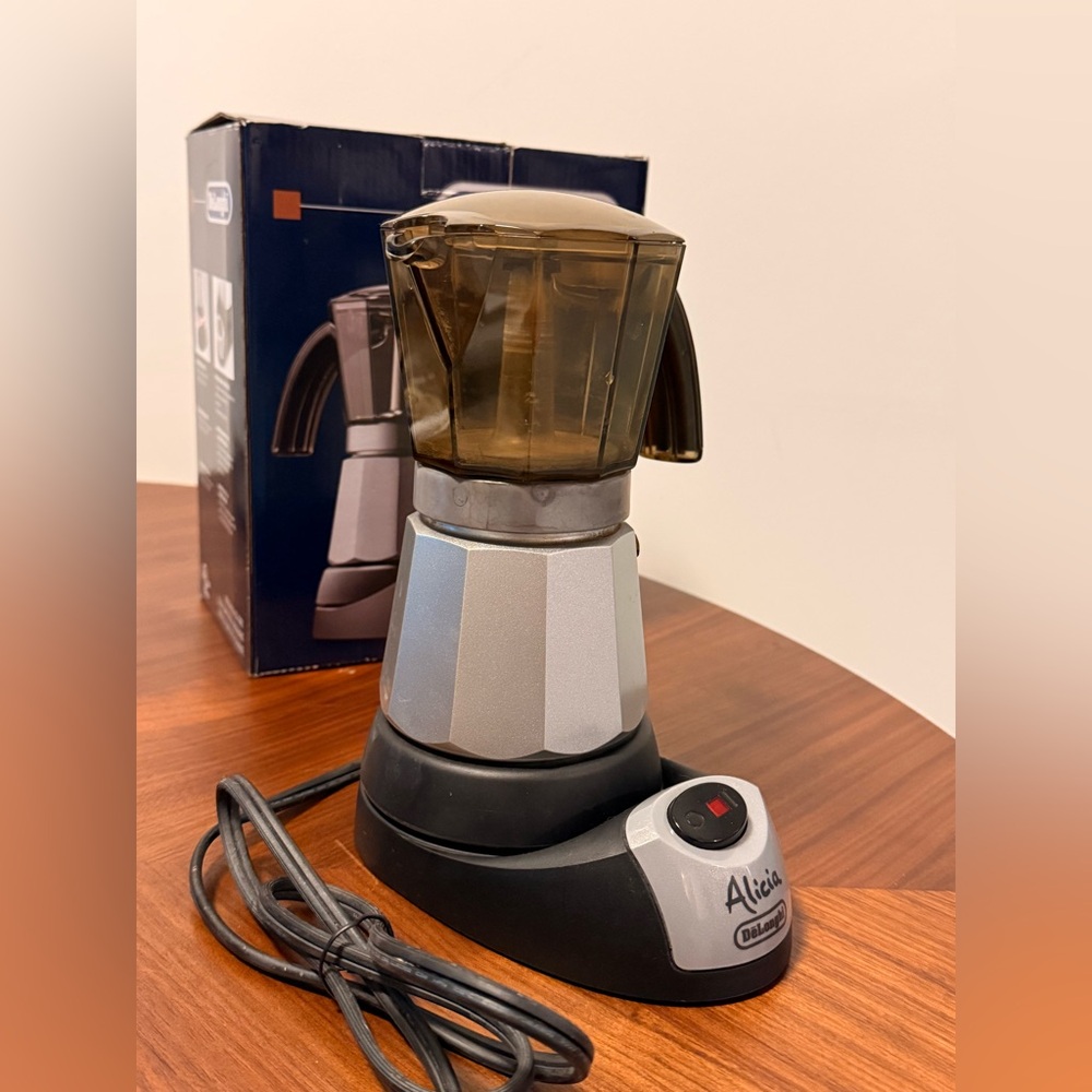 DeLonghi Silver and Black Stovetop Espresso Maker